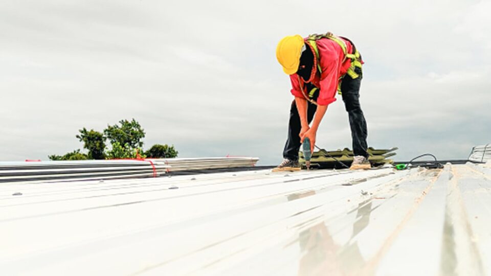 Metal Roof Installation Cost Factors in in Central Texas